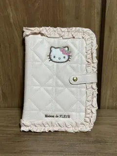 【美品】メゾンドフルール ハローキティ いちごマルチケース PINK