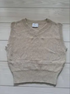 UNITED ARROWS ニットベスト ベージュのサムネイル