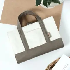 看護師レビューブックカバー　センターポケットつき トートモカ帆布