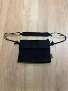 GU サコッシュのサムネイル