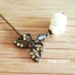 ピンブローチ　ハットピン　蝶　バタフライ　パール飾り　ラインストーン