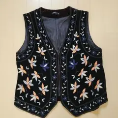 美品 ブランド Elegance ☆エレガンス ベスト 刺繍ビーズ