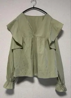 グリーン　シャツ　カットソー　新品
