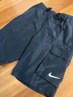 Nike 水陸両用カーゴショートパンツ