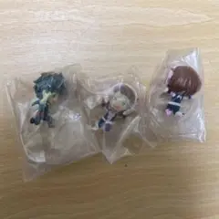 ヒロアカ ガチャガチャ フィギュア デク 、お茶子×2個