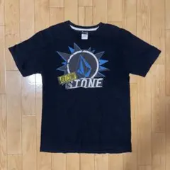 VOLCOM センターロゴ プリント Tee オールドサーフ - メルカリ