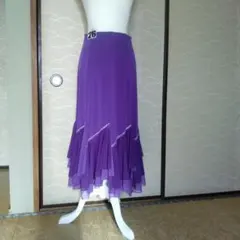 社交ダンス用フレアスカート。 ビジュー付き 韓国製。 パープル。