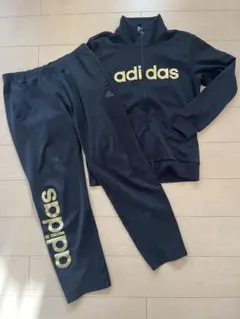 adidas ジャージ セットアップ 블랙
