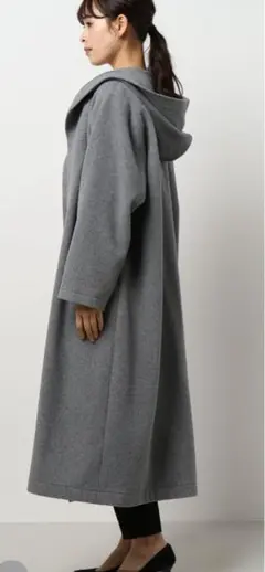 お値下げ中　ミズイロインドフード付きロングコート　ブラック