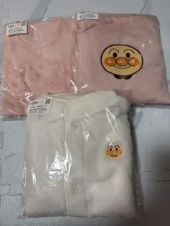 アンパンマン　秋冬　パジャマ　セット　100㌢