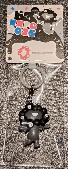 黒ミャクミャク　アンブレラマーカー　走る