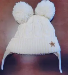 petitmain ポンポン付きクリーム色ニット帽46センチ