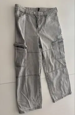 グレー カーゴパンツ H&M
