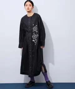 Heralbony 佐々木早苗 サテンボウタイブラウス「（無題）（丸