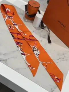 HERMES エルメス ツイリーGrand Tralala 【グラントゥラララ】 - メルカリ