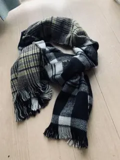 大人気リバーシブル！URBAN RESEARCH バッファロー黒×茶系チェック！