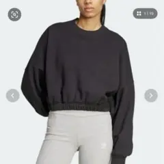 adidas プレミアムエッセンシャルズオーバーサイズスウェット