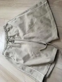 FOG fear of god essentials ハーフパンツのサムネイル
