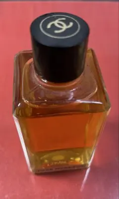 CHANEL POUR MONSIEUR 香水