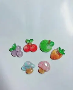 1個15円　フルーツ＆きのこ デコレーションパーツ さくらんぼ　いちご