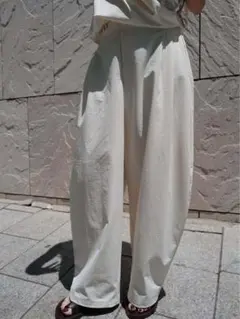MEER. ギャザードポケットパンツ　ホワイト 24SS MEER. ギャザードポケットパンツ ホワイト 24SS - メルカリ