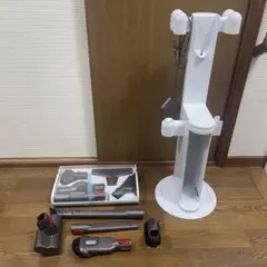 ダイソン V10 sv12 フロアドッグ付　ジャンク品￼ ダイソン Dyson V10専用 純正スタンド(フロアドック)&アタッチメント5