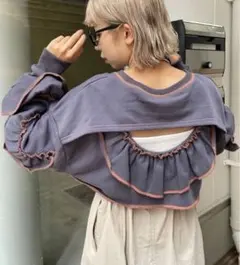 HELLO.SANFRANCISCO カットアウトフリルトップスのサムネイル