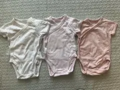 ユニクロ　ベビー肌着 クロスオーバータイプ 3枚セット