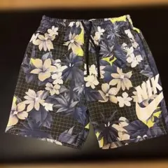 ナイキ NIKE SB 花柄ショートパンツ Sサイズのサムネイル