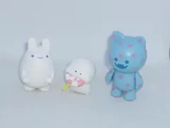 b★非売品★キャットマンション 猫屋敷 可動式マスコットフィギュア　ドット他3点