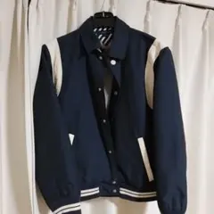 Tommy Hilfiger ネイビー スタジャン Mサイズ