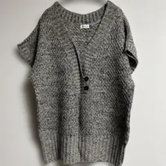ニットベスト