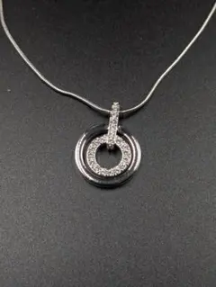 美品✨ スワロフスキー ネックレス メタル シルバー 1331