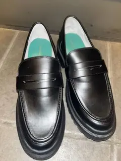 oriental traffic黒ローファー厚底デザイン