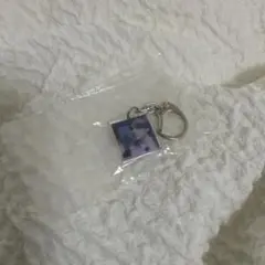 Item thumbnail for item 2f5b644d-c966-42aa-820c-812005d4813d