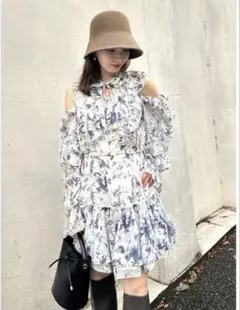 2026年最新】snidel スナイデル プリントフリルシフォンミニワンピース