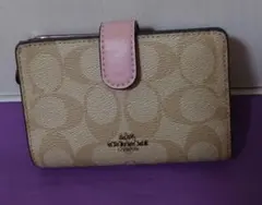❣️最終お値下げ❣️Coach 二つ折り財布 ベージュ/ピンク