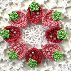 ☆いちごのモチーフ☆ 2色8個セット