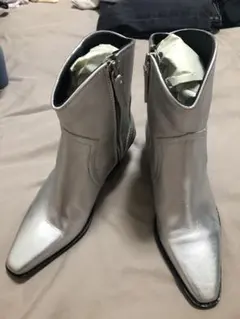 ZARA 本革 日本限定版 ザラ レザーブーツ ヒールブーツ アンクル