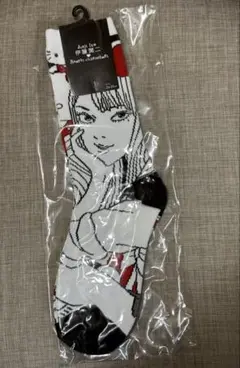 伊藤潤二×サンリオキャラクターズ 靴下 ギャル富江×ハローキティ