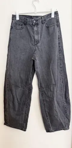 GU バレルレッグ グレー ワイドパンツ デニム　ジーユー　レディース