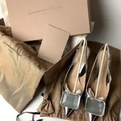 【美品】ジャンヴィットロッシ　JAIPUR SLING ジェムストーンパンプスのサムネイル