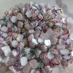 帽子キティー　ネイルパーツ　約100個