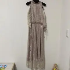 ✨完売品✨ Riu リウ Rちゃん花柄ワンピース 新品タグ付 ベージュ アシメ襟 2025年最新】riu ワンピース rちゃんの人気アイテム - メルカリ