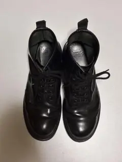 Dr.Martens 8ホール