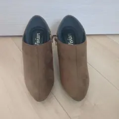 ブラウン スエード ジッパーブーティ　Sサイズ