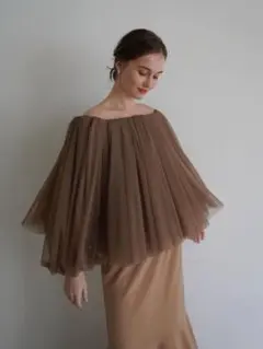 【タグ付き未着用】Acka. tulle shirring blouseのサムネイル