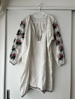C*S様 ヴィンテージ ウクライナ　刺繍　リネン　ワンピースのサムネイル