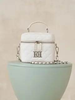 Darich キルティングスクエアミニバッグ シルバーパーツ WHT