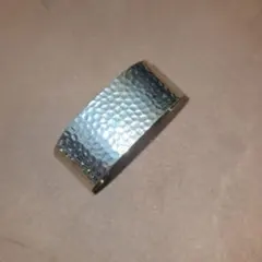 槌目模様 シルバーカラー バングルのサムネイル